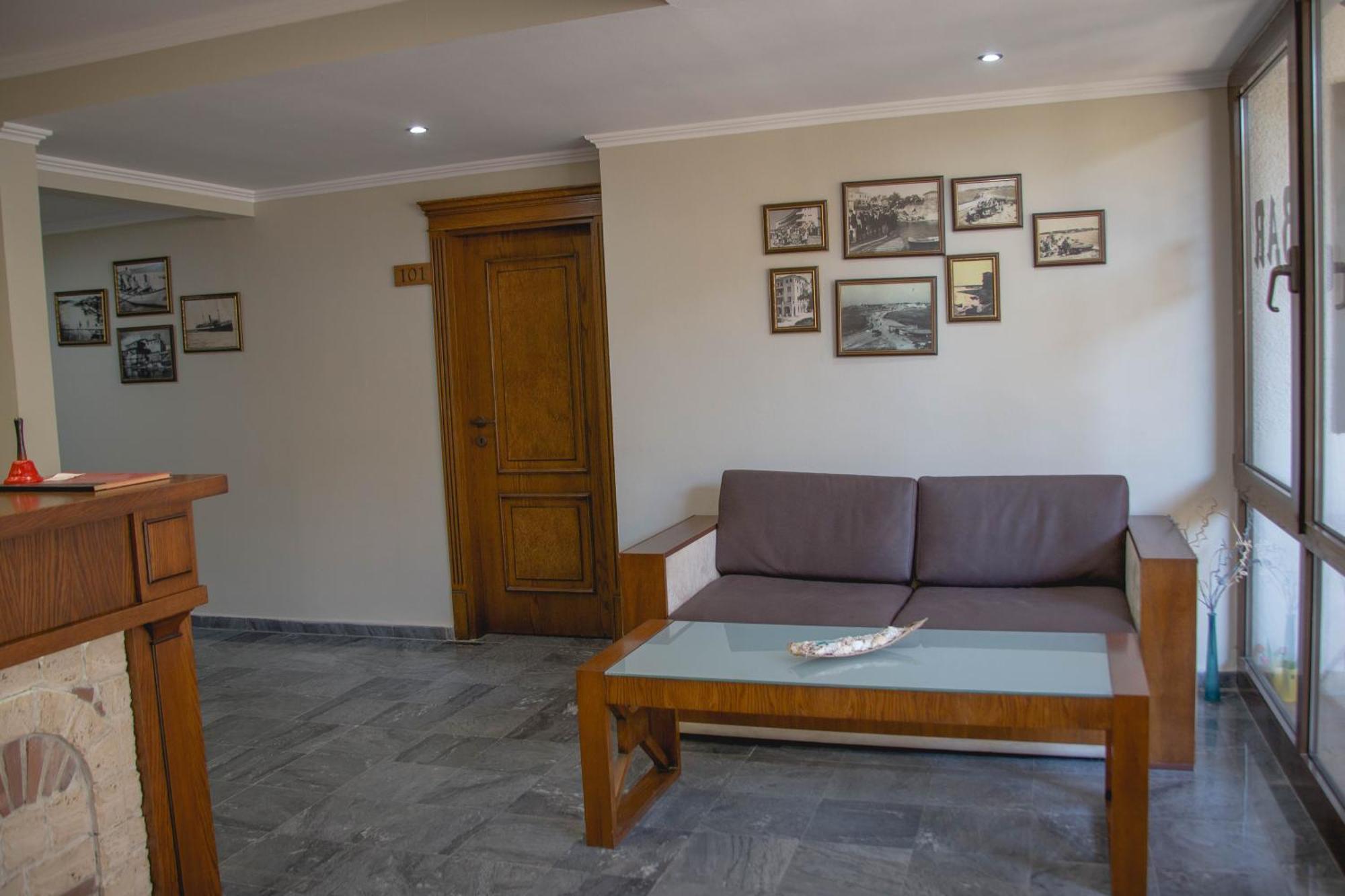 Prince Cyril Hotel Nesebar Exterior foto